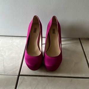 super cute fuschia rhinestoned heels